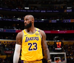 湖记：詹姆斯没得到公正报道，但交易传闻并非凭空捏造和媒体臆想