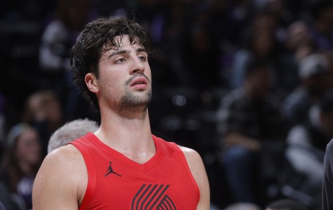 网页版登录入口-把锅背好！阿夫迪亚19中7&amp;三分12投仅2中 还有7失误！